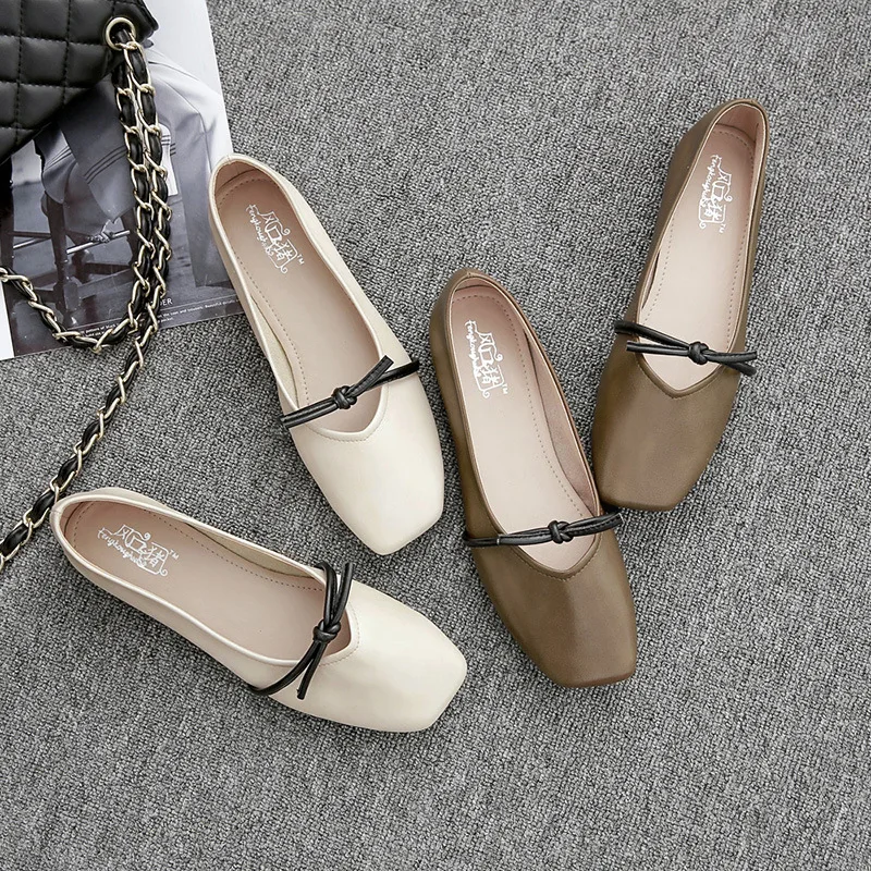 Дамски обувки в стил ретро с квадратни пръсти, меки есенни ежедневни дамски обувки на нисък ток, универсални обувки на плоска подметка, Есента рокля, новост, однотонная изкуствена кожа